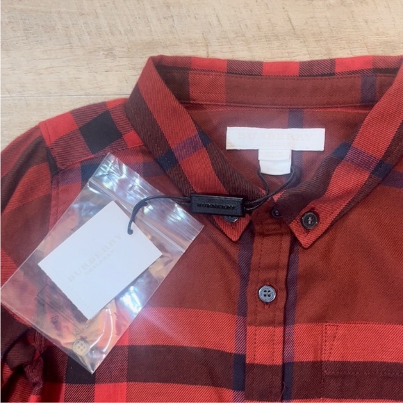 Burberry - Picture 3 of 7